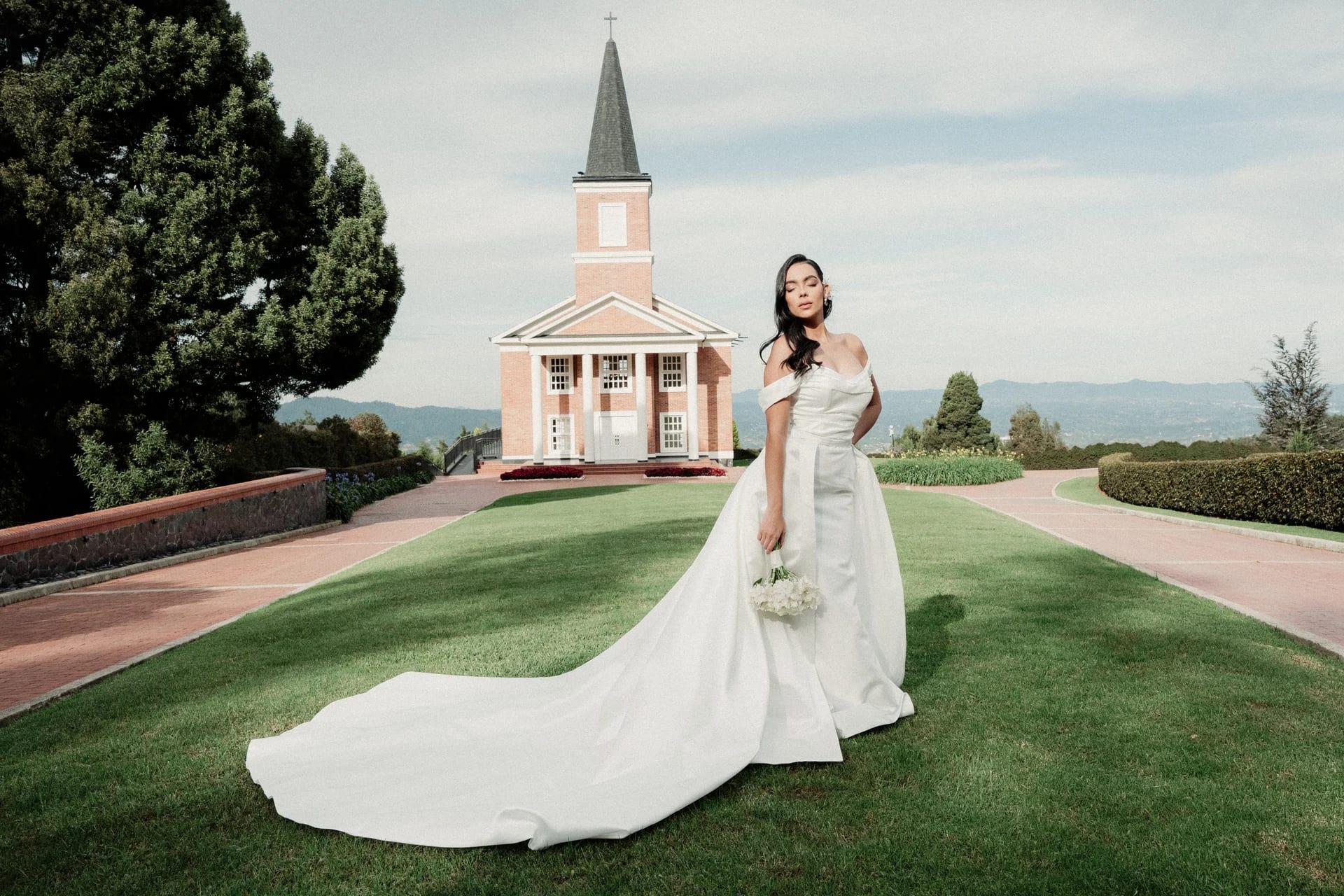 Vallejo De Greiff — Boutique de Vestidos de Novia en Medellín